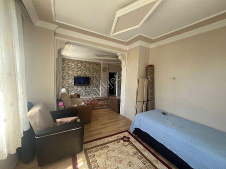 Yenidoğanda Muhteşem Lokasyonda Yatırımlık Fırsat Dairesi 32-3