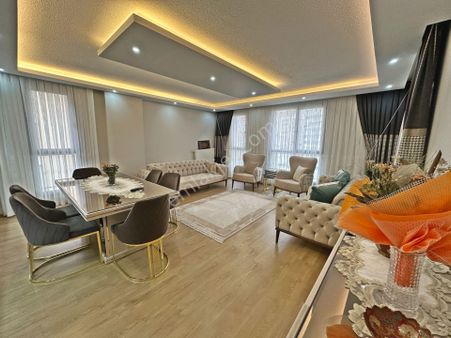 Altıağaç Tokilerde Borçsuz Ara Katta Full Yapılı 3+1 Satılık Daire