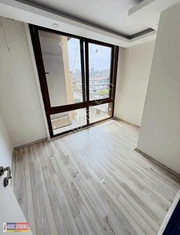 Karslılar Mah. Havuzlu Site İçerisinde Dublex 2+1 Daire