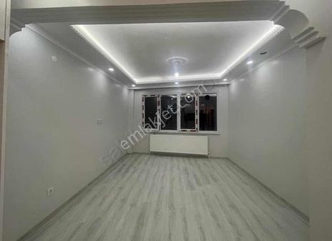 Diyar Gayrimenkul 2+1 Masrafız Daire Ara Kat