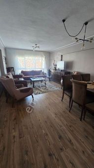 3+1 Asım Gündüz Cd Üstü Düz Ayak Merkezi Konum Bağımsız Salon Yapılı Satılık Daire Yıldız Emlak'tan