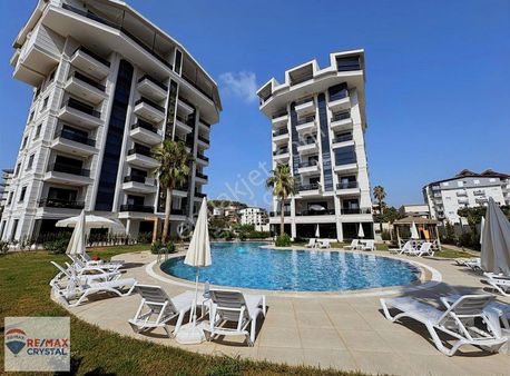 Full Aktıvıtelı Sıtede Havuz Manzaralı Eşyalı 1+1 Fırsatı