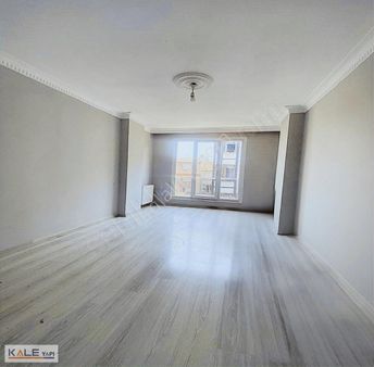 Esenyurt Yunus Emrede 3+1 Satılık 120m Daire