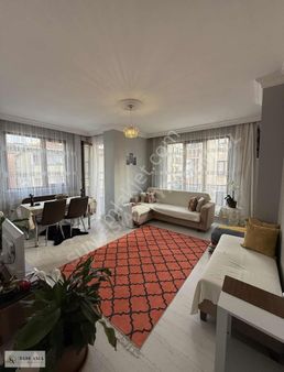 Çekmeköy Cumhuriyet Mah. Aradığınız Satılık 2+1 Daire Burada !!