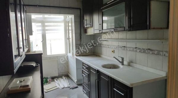 Detay Dan İstanbul Acıbadem De Satılık 3+1 Daire