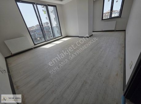 Taşdelen Cumhuriyet Mah De Satılık 3+1 Daire 130m2
