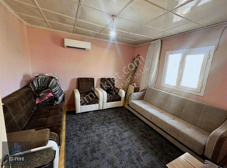 Şah'tan Zeytinlik Bahçeli 2 Dönüm Alanlı Köy Evi