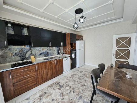 Üçkuyular'da 3+1 Ara Kat Ultra Lüks Satılık Daire