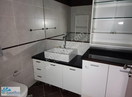 Bahçeşehir Uphill Court Sitesi Bakımlı 3+1 Kiralık Daire