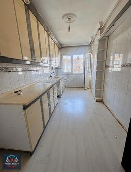 Valleyden Muhittin Mahallesinde Kiralık Geniş 3+1 Daire!