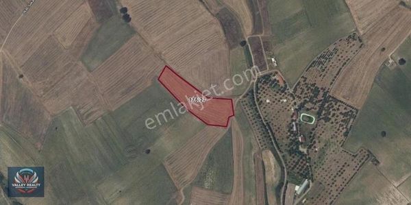 Valleyden Yulaflıda Satılık 10 Dönüm Tarla!!