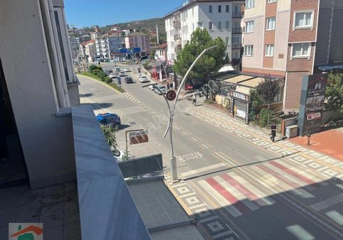 Çatmaca Kavşağa Cepheli, İşyerine Müsait 2+1 Daire