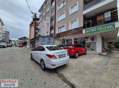 Remax Yunus Emre'den Aksu'da Ana Caddeye Yakın Satılık Dükkan