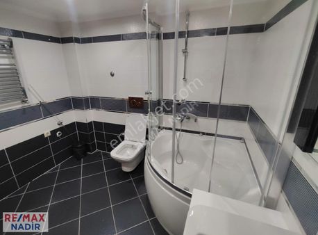 Remax'ten Gülen Park Sıtesı'nde Ebeveyn Banyolu Genış 3+1 Lüks
