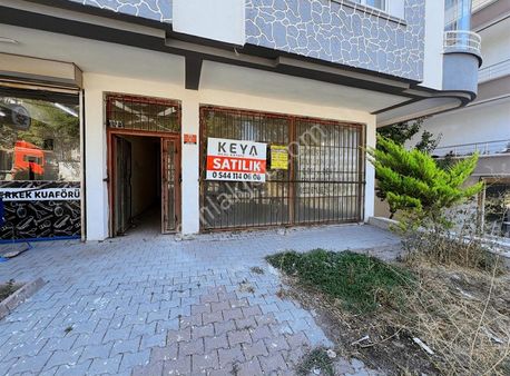 Ankara Mamak Hocalı Cad.üzerinde 136m2 Satılık Dükkan