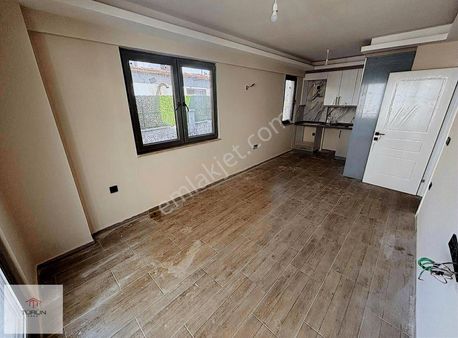 Fethiye Cami Mahallesinde Giriş Kat 1+1 Satılık Daire