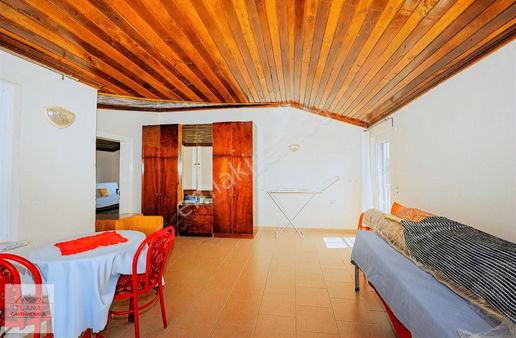 Tuana Gayrimenkul'den Ulucami'de 1200m² İçinde 3+1 Villa