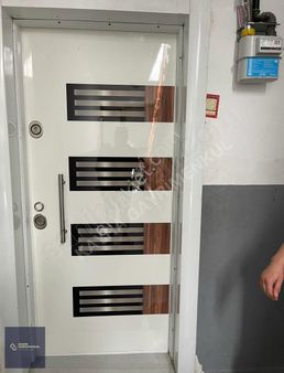 Yenipervanede 3+1 Meskenli Full Yapılı Masrafsız Satılık Daire