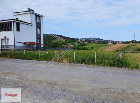 Segup'tan Dereköy'de Villalık Satılık Arsa