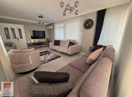 Güzeloba Da Site İçerisinde Satılık Arakat 3+1 Daire