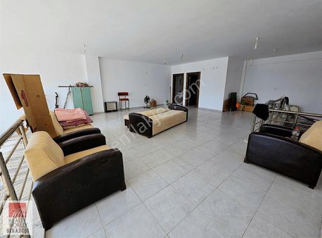 Muratpaşa Ermenek Kavşağında Yüksek Cirolu Devren Kiralık Market