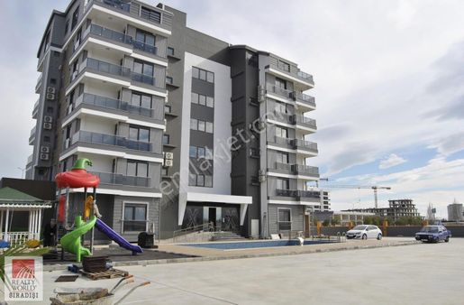 Rw Sıradışından Altıntaşta Cadde Üzeri 2+1 Kiralık Eşyalı Daire