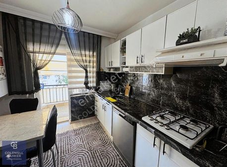 Ulubatlı Hasan Mahallesinde 3+1 Satılık Daire