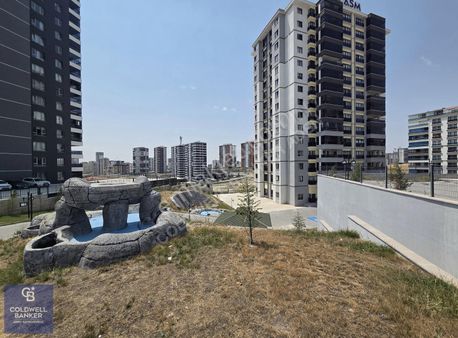 Öniz Göksu'da Kapalı Otoparklı, Ada Mutfaklı Satılık 3,5+1 Daire