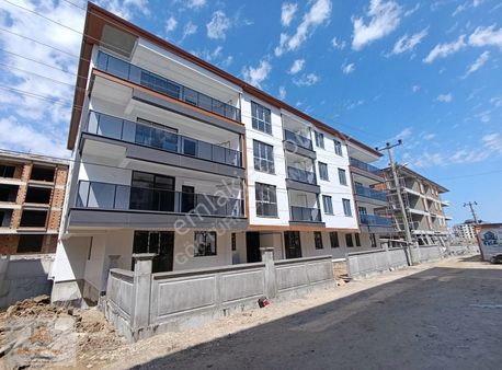 Hatip Mahallesi Satılık 2+1 Sıfır Lüks Daire