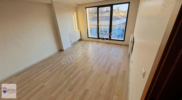 Merkez Mahallesinde Satılık Üst Dublex