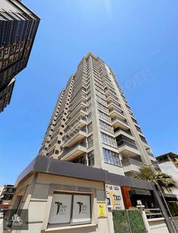 Bornova Trio Sky Sitesinde Satılık 19.kat 2+1 Daire