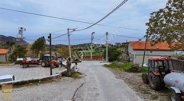 Assos Kozlu'da Köy İçi İmarlı Arsa