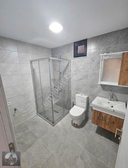 Altınova Merkez'de Satılık 1+1,3+1 Ofis Ve Dubleks Daireler