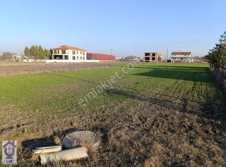 Lir Den Tekirdağ Ergene Vakıflar Müstakil Satılık 800 M2 Arsa