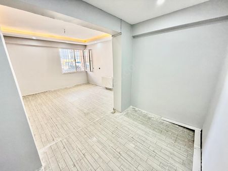Karaköprü Batıkent'de Fuar Alanı Yanı 2+1 Kiralık Ev Veya Ofis