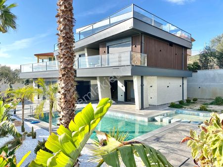 ▀▄onur Yıldırımdan Narlıda 650m2 Havuzlu Ultra Lüx 6+1 Villa▀▄