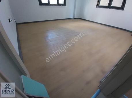 Deniz Gayrimenkulden Evebeyn Banyolu Geniş Sıfır 2+1 Daire