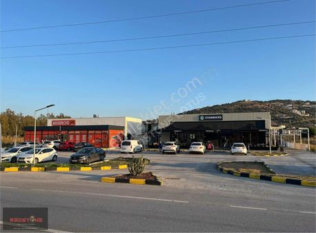 Avm Konseptli Sitede Havuz Önü Sıfır Eşyalı Lüks Kiralık Daire