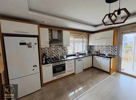 Nora'dan 2.5 Çevreyolu Üzeri Bağımsız Mutfak Geniş Oturum