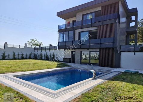 Gölbaşı Hacılar Mah. 1568. Cad. Emsalsiz Özel Mimari Tripleks..