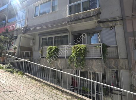 Yeşilyurt'ta Merkezi Konumda 2+1 Satılık Zemin Daire