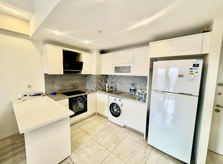 Onaylıfe Resıdence 1+1 Satılık Daire Balkonlu Şehir Manzalı Boş