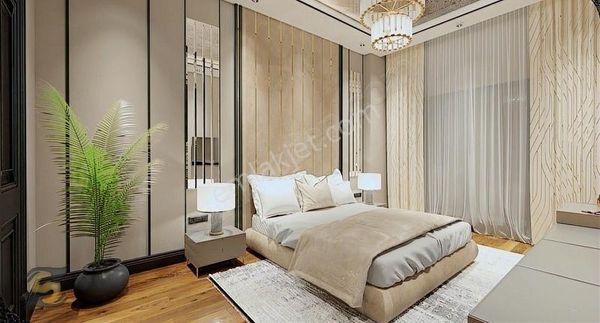 Som Meydan Konaklarında Bahçe Teraslı 325m2 5+1 Fırsat Daire!!!