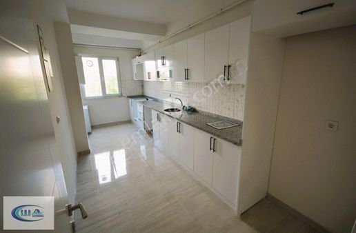 Eyüp Sultan Mah. De Otomere Yakın 3+1 Satılık 110 M2 Arakat Dair