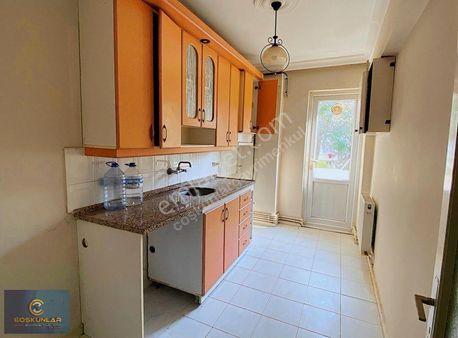 Cumhuriyet Mahallesinde Merkezi Konumda 3+1 Kiralık Daire