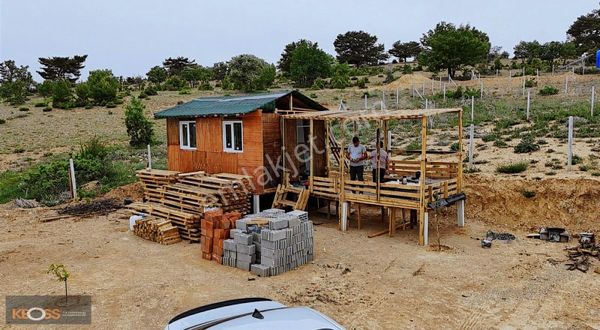 Kızılören De Doga Harikasi Ahsap Evli Bahcemiz Satılık Tır