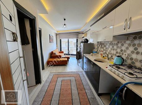 Konsept'den Üni. Yakını-arakat-eşyalı-klimalı 1+1 Satılık Daire