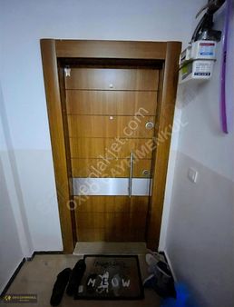 Oxfodan 9 Yaşında 2+1 Ara Kat +ebevyn Banyolu+geniş Balkonlu 2+1