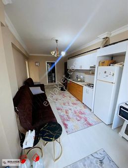 Seyrek Merkezde Eşyalı Satılık 1+1 Daire