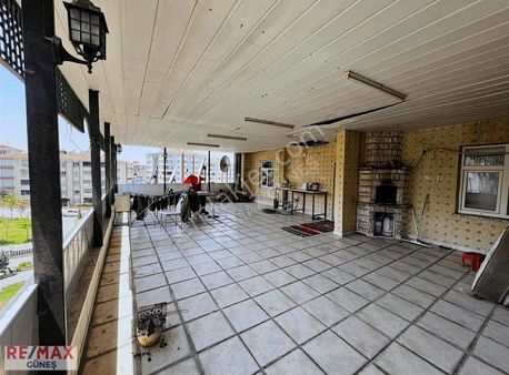 Kernek Mahallesinde 4+1 Dublex Eşyalı Satılık Daire